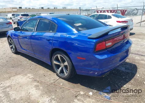 2013 Dodge Charger Road/Track z USA, uszkodzony, nr VIN 2C3CDXCT0DH642451